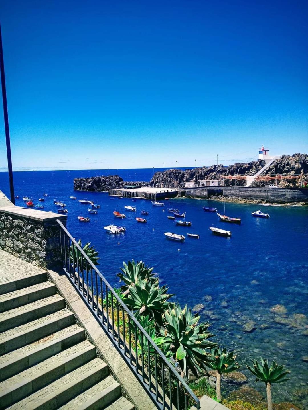 Cantinho Da Te Camara de Lobos Luaran gambar